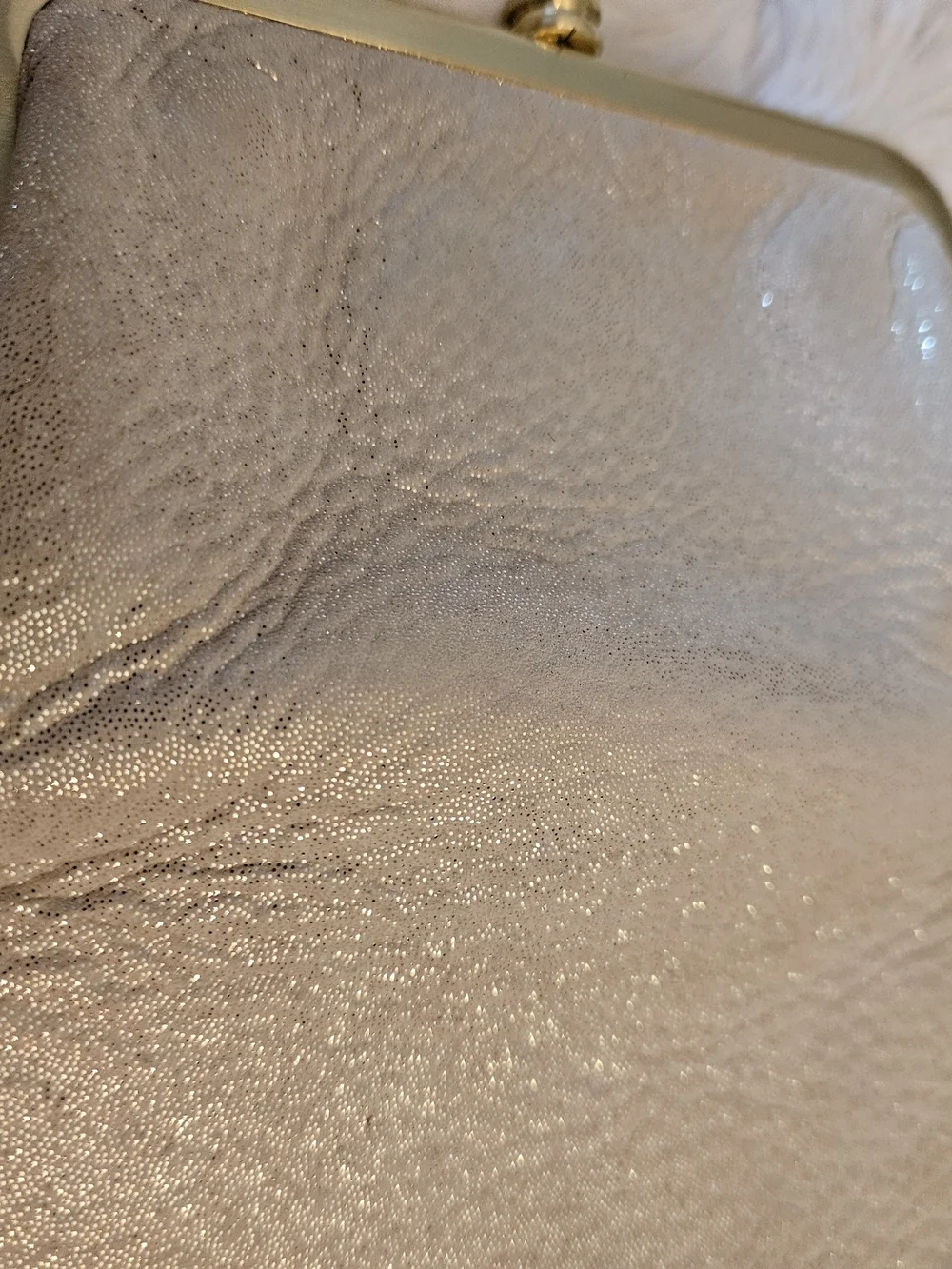 HOBO☆Robin Compact Wallet - Sand Shimmer